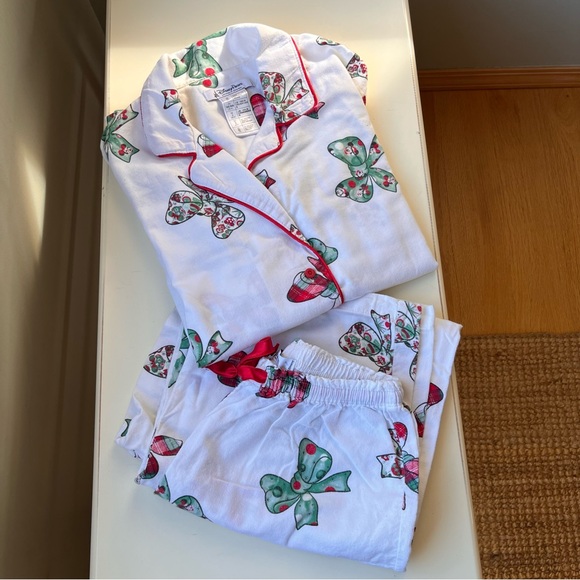Disney Other - Disney Parks Christmas Flannel Pajama Set with Green and Red Holiday Bows
